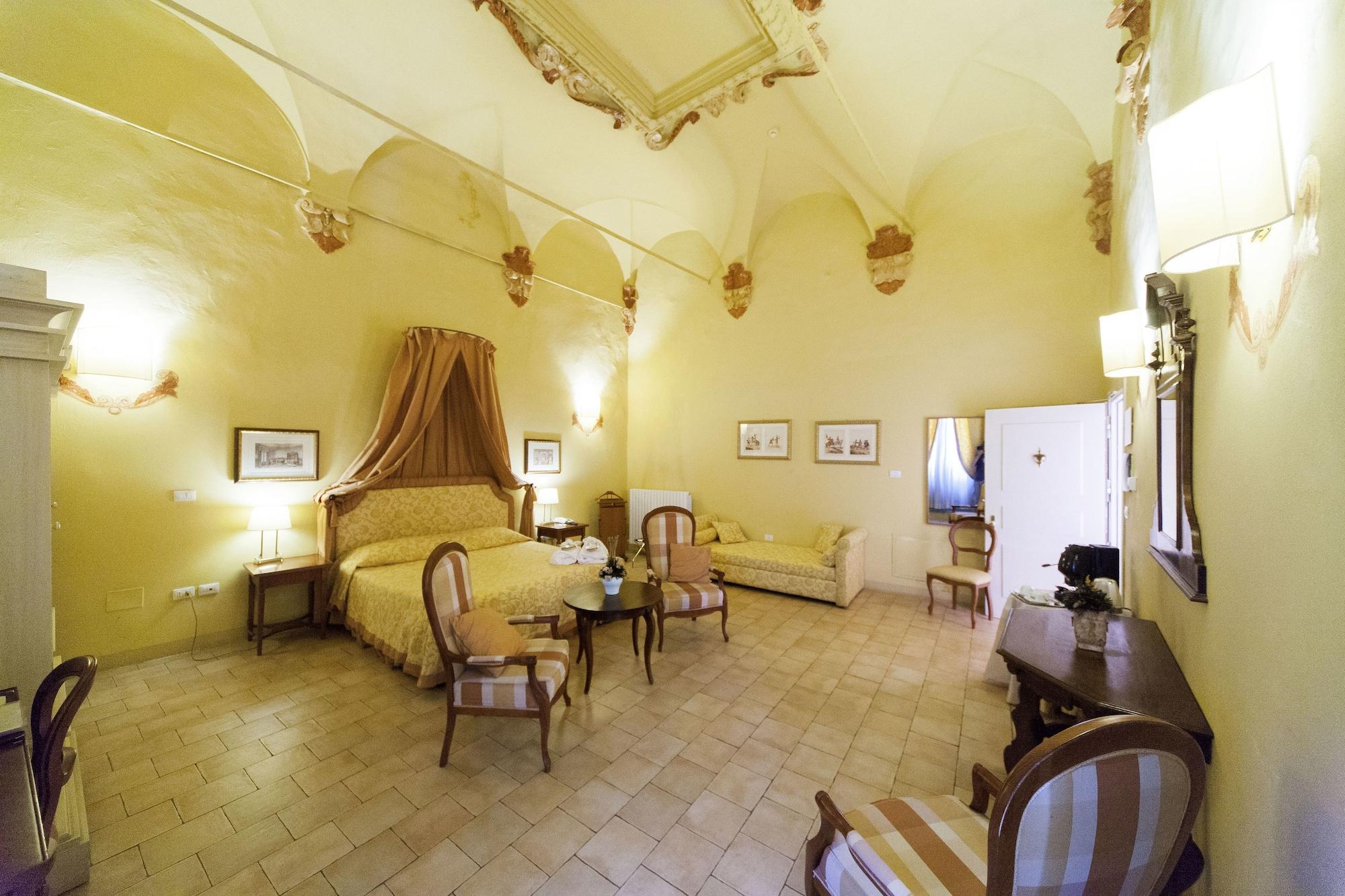 Hotel Palazzo Guiderocchi 4*