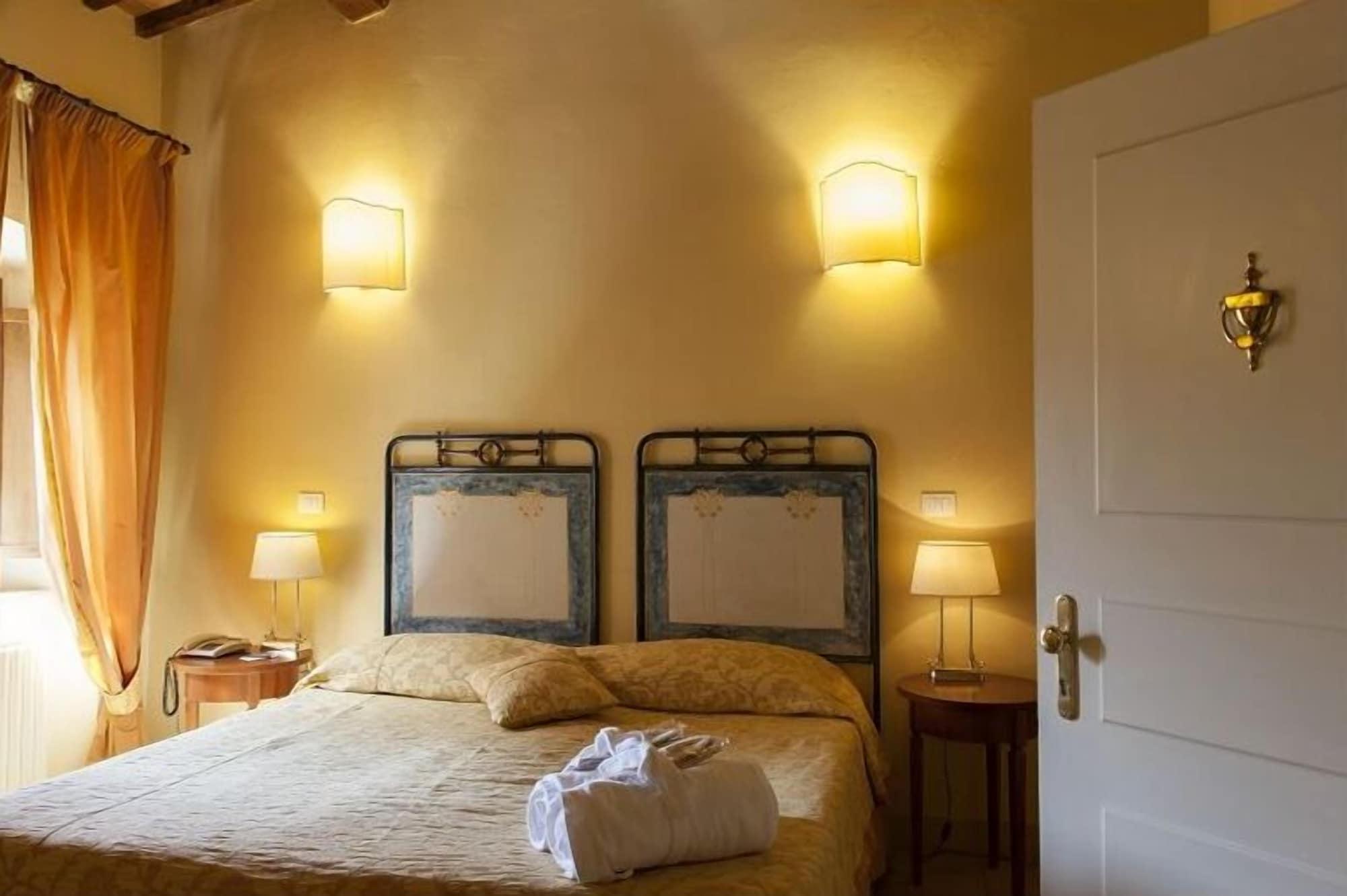 Palazzo Guiderocchi 4* Ascoli Piceno