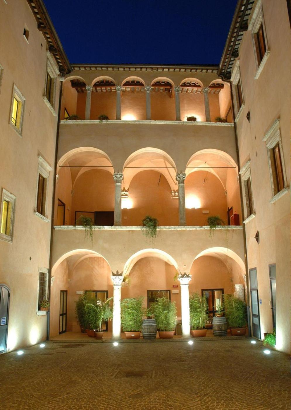 Palazzo Guiderocchi Ascoli Piceno