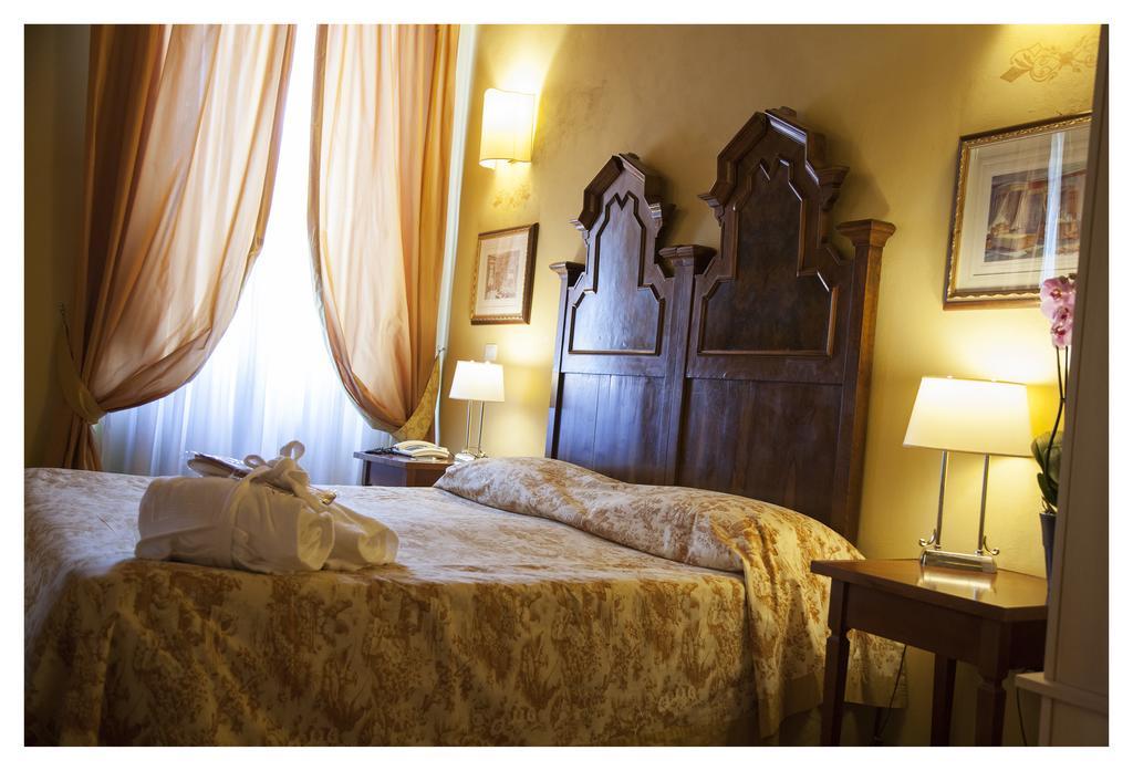 Hotel Palazzo Guiderocchi Ascoli Piceno